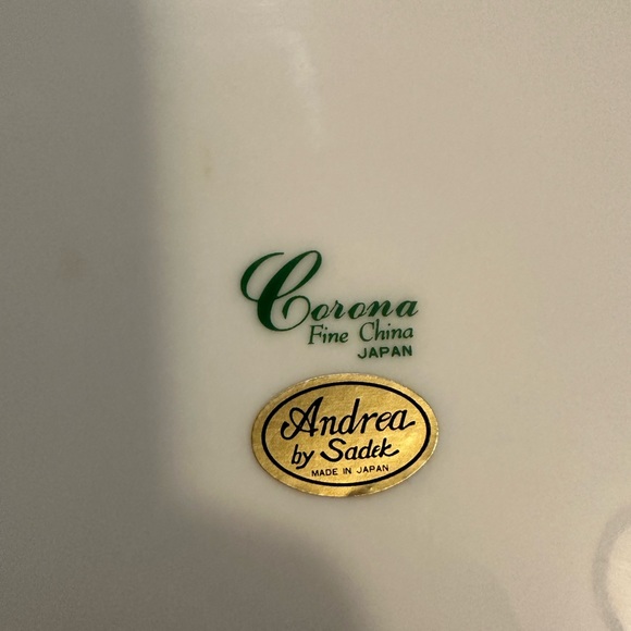 ANDREA BY SADEK Porcelain CORONA Cheese Cutting Board and Plate set - Picture 6 of 8